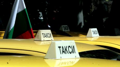 От 1 декември приемат декларации за таксиметров превоз