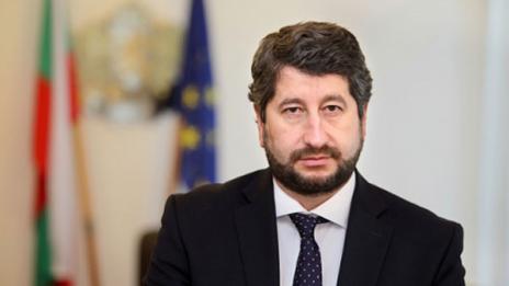Правосъдният министър атакува двама прокурори