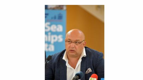 До 3 години приключва ремонтът на зала „Черно море“