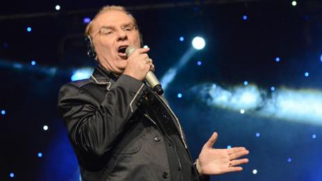 Васил Найденов бие по хонорари Лили Иванова