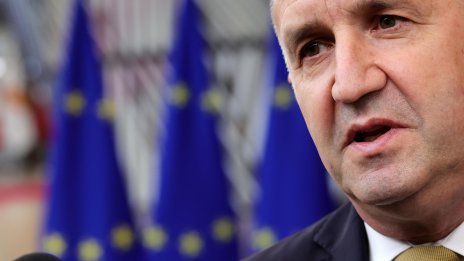 Радев: Логично е атаките да идват от Русия, няма как Украйна да атакува собствените си кораби