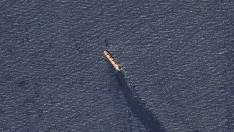 Окончателно: Корабът, плаващ към Варна, потъна в Червено море