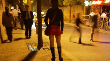 Глобиха 35-годишна "жрица на любовта" във Варна