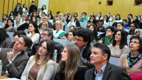 Британски специалисти консултираха деца с рядко заболяване