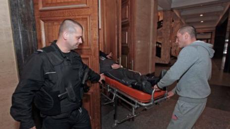 Убиецът на 5-годишния Никита на носилка в съда 