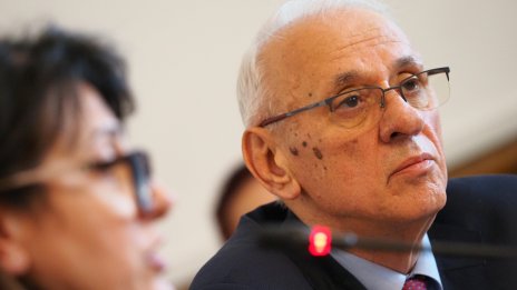 ИПИ със сериозни критики към Силви Кирилов 