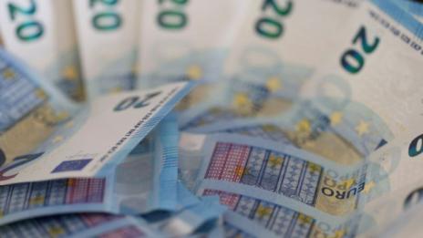 Излишъкът по текущата сметка на ЕС се разширява до 13,1 млрд. евро през юни