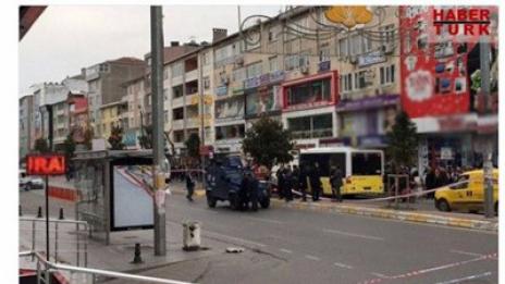 Взрив избухна на спирка в Истанбул