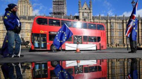 Шествие в Лондон за финализиране на Brexit  