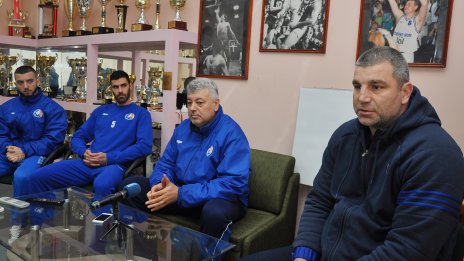 „Черно море Тича“ отново с кадрови проблеми преди сблъсъка с „Левски“