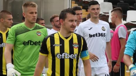 Тодор Неделев на линия за домакинството на Етър