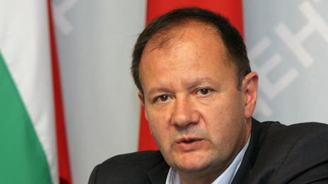 Миков готви БСП за предсрочен вот през 2016-а