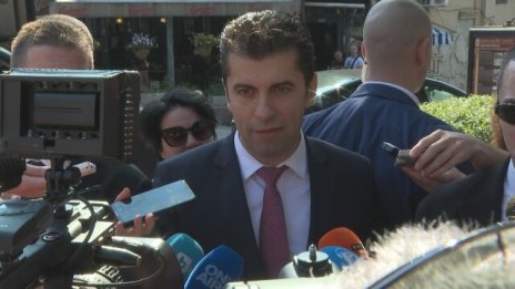 Премиерът Петков: Губим 12 млрд.евро, ако до края на годината не бъдат приети 22 закона