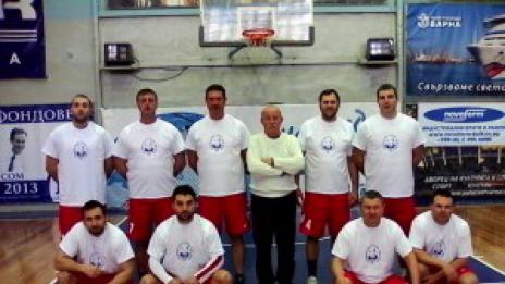 Ветераните на Варна триумфираха в турнира в памет на легендата Христо Борисов