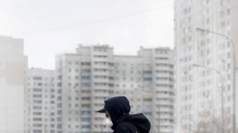 Случаите на COVID-19 в Русия надхвърлиха 42 000