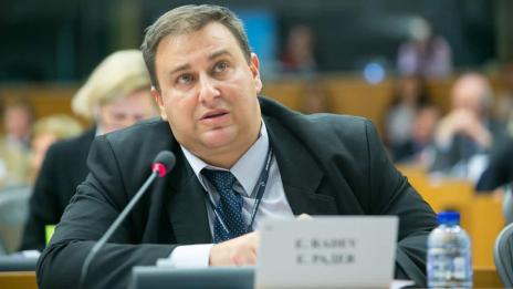 Европарламентът затяга още контрола върху продуктите на единния пазар