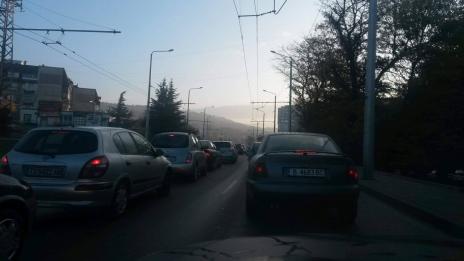 Огромни задръствания затапиха бул. „Трети март“