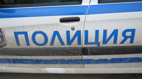Мъж заплашва да скочи от деветия етаж на сграда в Студентски град
