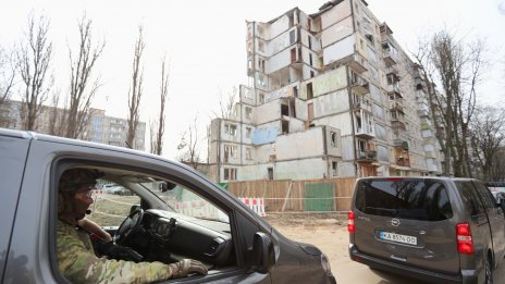 Гюров разходи министрите по ужасите на войната в Киев (СНИМКИ)