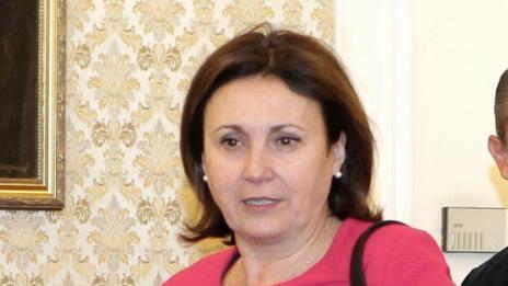 Бъчварова нападна Кънев: Говори едно, прави друго