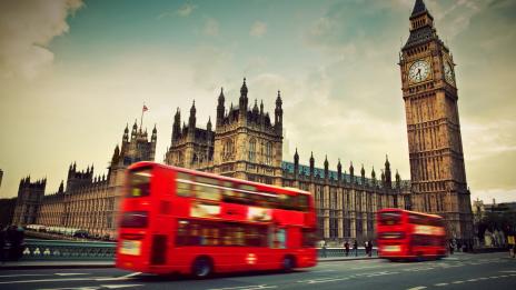 Потребителското доверие в UK с 26-годишно дъно