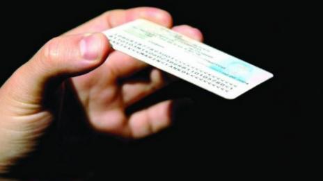 Варненската полиция задържа румънци за банкови измами