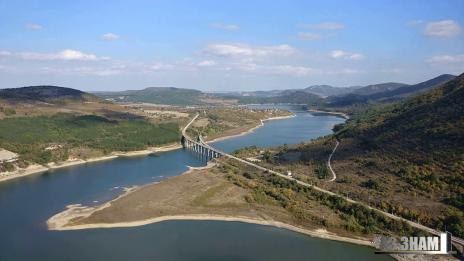 Спряно е изтичането на отпадни води край язовир Цонево