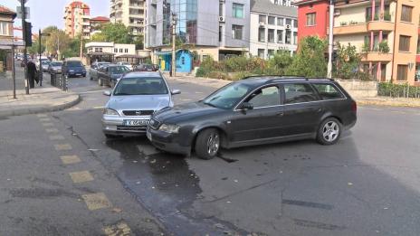 Катастрофа прати трима пътници в болницата