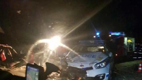 Катастрофа с полицейски автомобил затрудни движението по пътя София- Варна
