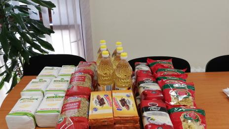 Семейства дариха хранителни продукти за нуждаещи се във Варна