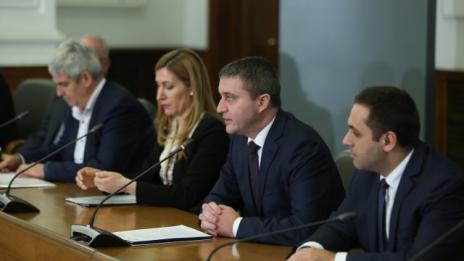 Горанов и Ангелкова се връщат в парламента?