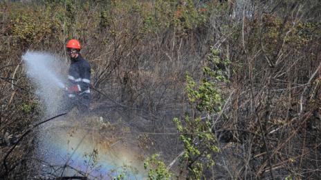 Отоплителен уред подпали стая от къща във варненско село