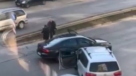 Двама шофьори се млатиха в София