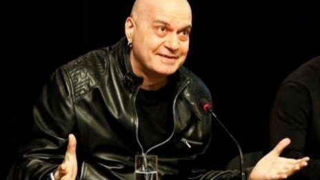 Слави Трифонов поиска от президента да връчи третия мандат на ИТН