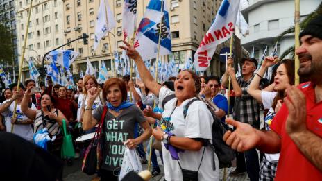 В Аржентина протестират срещу мерките заради коронавируса
