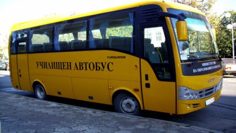ДАИ проверява училищните автобуси