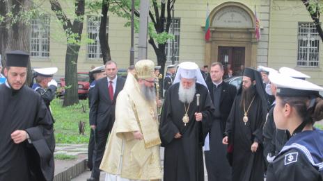 Патриарх Неофит се включи в св. литургия във Варна (снимки)