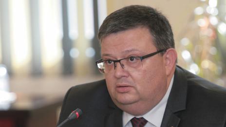 Цацаров: Образувани са 57 досъдебни производства за нарушения на ИК