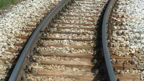 Човек загина, след като влак го блъсна до гара Струмян