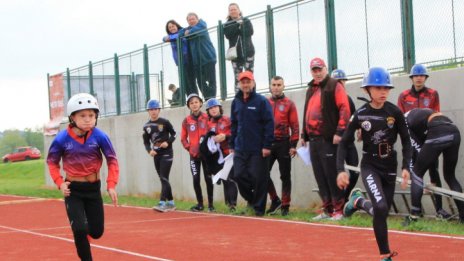 Варненски ученици спечелиха медали по пожароприложен спорт в Чехия