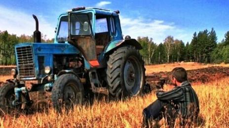 Полицията засече много пиян тракторист във Варненско