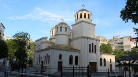 200 ученици от ОУ "Йордан Йовков" ще учат в храма "Св. Прокопий Варненски"
