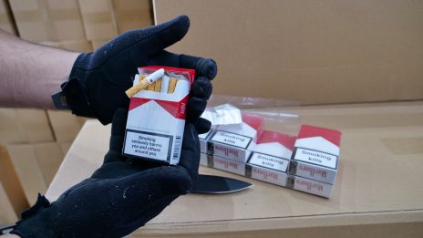 Митничари откриха огромно количество цигари без бандерол