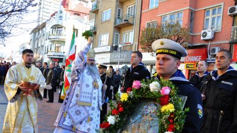Състоя се молебен в чест на Св. Николай Чудотворец