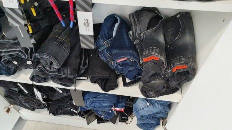 Съдят жена от Омуртаг, продавала ментета в магазин във Варна