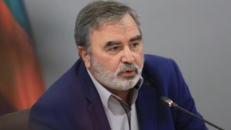 Чакаме нова вълна на ковид през септември или октомври, смята Ангел Кунчев