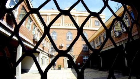 Затворник съди държавата за 500 бона - не бил лекуван