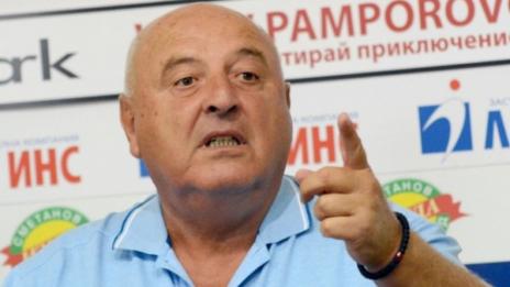 Оставането на Петев е равносилно на самоубийство