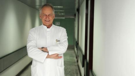 Топ кардиохирург идва във Варна