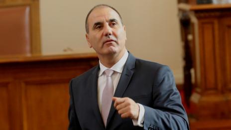 Цветан Цветанов подава оставка от ръководните постове в ГЕРБ